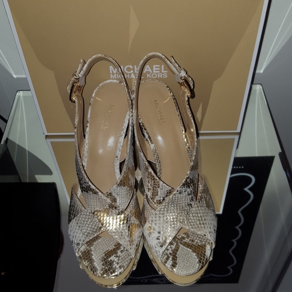 NEW MICHAEL MICHAEL KORS BECKY DRESS SANDALS - Picture 2 of 8